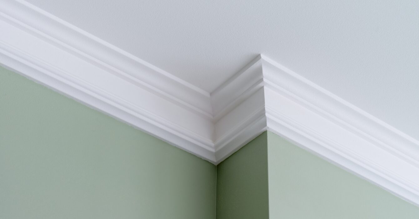 Ceiling moldings in the interior, intricate corner Ceiling moldings in the interior, intricate corner